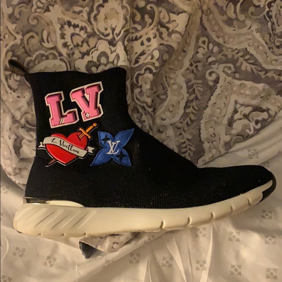 LV Black Heart Sock Sneacker - Picture 3 of 7